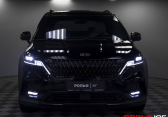 Подержанный автомобиль Kia Carnival 2020 года (29 фото)