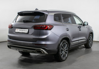 Подержанный автомобиль Chery Tiggo 8 Pro 2023 года (5 фото)