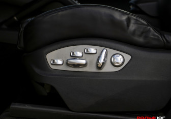 Подержанный автомобиль Porsche Cayenne 2012 года (18 фото)