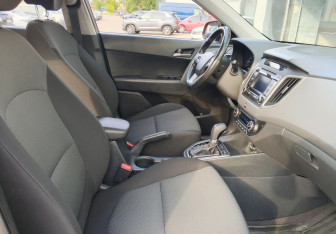 Подержанный автомобиль Hyundai Creta 2018 года (11 фото)