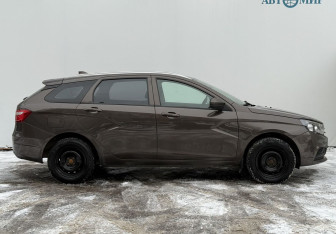 Подержанный автомобиль LADA (ВАЗ) Vesta Wagon 2019 года (4 фото)