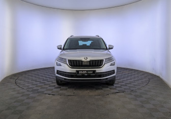 Подержанный автомобиль Skoda Kodiaq 2019 года (2 фото)