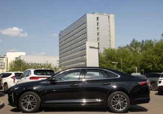 Подержанный автомобиль Geely Preface 2024 года (6 фото)