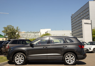 Подержанный автомобиль Jetta VS7 2022 года (6 фото)