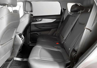 Подержанный автомобиль Chery Tiggo 8 Pro Max 2023 года (18 фото)