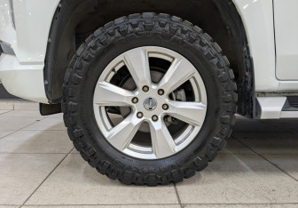 Подержанный автомобиль Mitsubishi L200 2022 года (12 фото)