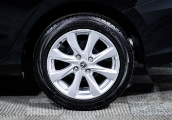 Подержанный автомобиль Changan Alsvin 2023 года (15 фото)