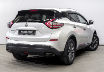Подержанный автомобиль Nissan Murano Suv 2021 года (6 фото)