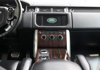 Подержанный автомобиль Land Rover Range Rover 2014 года (15 фото)