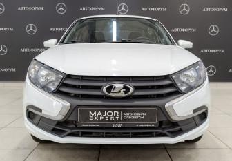 Подержанный автомобиль LADA (ВАЗ) Granta Sedan 2023 года (2 фото)