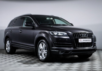 Подержанный автомобиль Audi Q7 2012 года (3 фото)