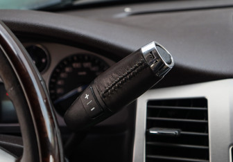 Подержанный автомобиль Cadillac Escalade Suv 2007 года (22 фото)