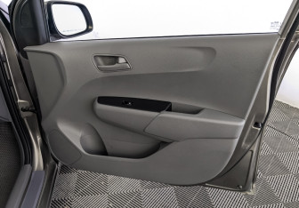 Подержанный автомобиль Kia Morning 2019 года (25 фото)