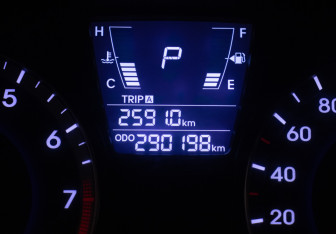 Подержанный автомобиль Hyundai Solaris Sedan 2011 года (12 фото)