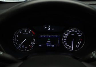 Подержанный автомобиль Cadillac XT4 2021 года (19 фото)