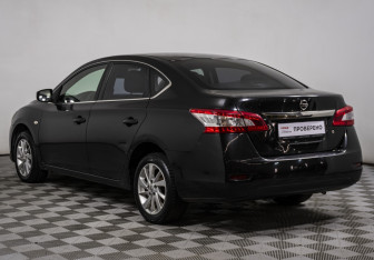 Подержанный автомобиль Nissan Sentra Sedan 2014 года (7 фото)