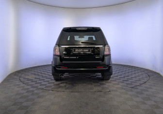 Подержанный автомобиль Land Rover Freelander 2013 года (6 фото)