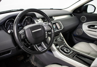 Подержанный автомобиль Land Rover Range Rover Evoque 2015 года (15 фото)