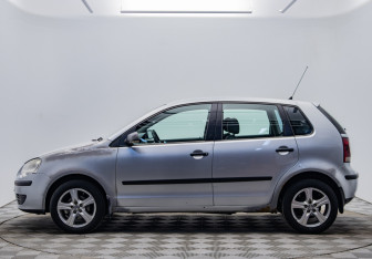 Подержанный автомобиль Volkswagen Polo Hatchback 2007 года (2 фото)