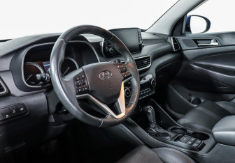 Подержанный автомобиль Hyundai Tucson 2018 года (9 фото)