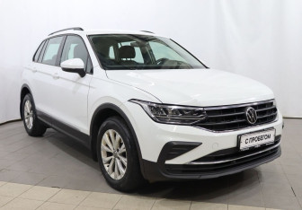Подержанный автомобиль Volkswagen Tiguan 2021 года (3 фото)