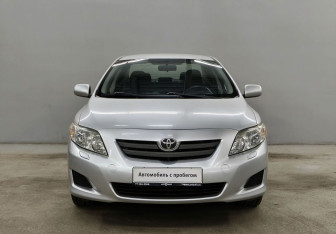 Подержанный автомобиль Toyota Corolla Sedan 2008 года (2 фото)