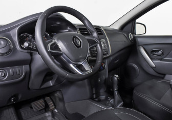 Подержанный автомобиль Renault Logan Sedan 2021 года (11 фото)