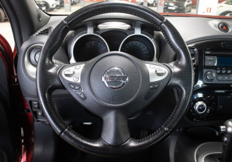Подержанный автомобиль Nissan Juke 2014 года (17 фото)
