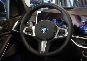 Новый BMW X7 2025 (14 фото)