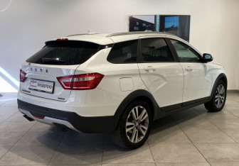 Подержанный автомобиль LADA (ВАЗ) Vesta Wagon 2020 года (5 фото)