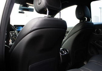 Подержанный автомобиль Mercedes-Benz GLC Coupe 2022 года (14 фото)