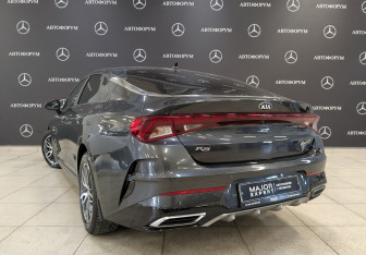 Подержанный автомобиль Kia K5 2020 года (7 фото)