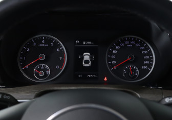 Подержанный автомобиль Kia K5 2021 года (11 фото)