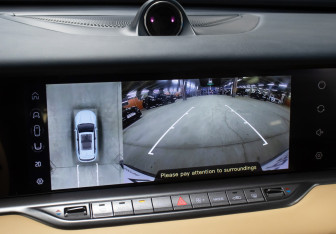 Подержанный автомобиль Voyah Free 2022 года (27 фото)