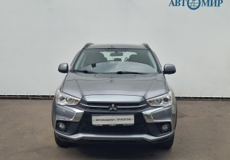 Подержанный автомобиль Mitsubishi ASX 2018 года (2 фото)