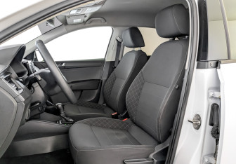 Подержанный автомобиль Skoda Rapid Liftback 2020 года (20 фото)