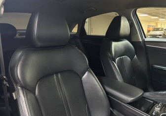 Подержанный автомобиль Kia K5 2020 года (21 фото)