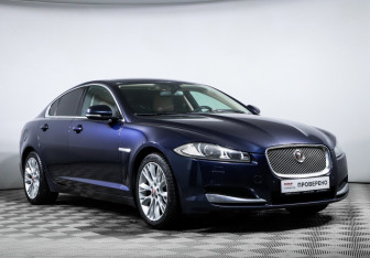 Подержанный автомобиль Jaguar XF Sedan 2014 года (3 фото)