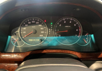 Подержанный автомобиль Toyota Land Cruiser Prado 2008 года (15 фото)