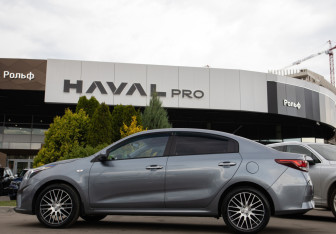 Подержанный автомобиль Kia Rio Sedan 2020 года (6 фото)