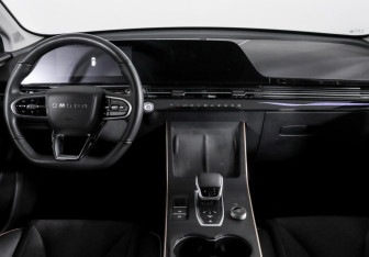 Подержанный автомобиль Omoda C5 2023 года (12 фото)