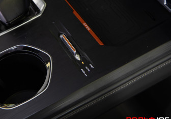 Подержанный автомобиль Changan UNI-K 2023 года (18 фото)