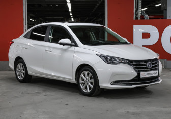 Подержанный автомобиль Changan Alsvin 2023 года (3 фото)