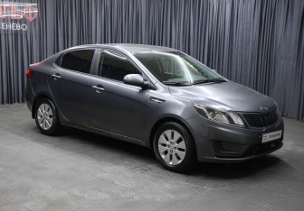 Подержанный автомобиль Kia Rio Sedan 2012 года (3 фото)