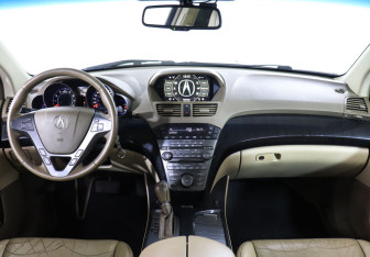 Подержанный автомобиль Acura MDX 2009 года (12 фото)