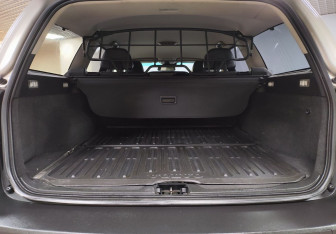 Подержанный автомобиль Volvo XC70 2012 года (14 фото)