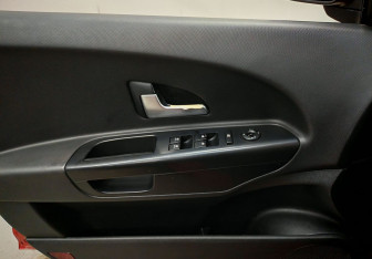 Подержанный автомобиль Kia Ceed Wagon 2008 года (15 фото)