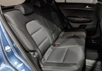 Подержанный автомобиль Kia Sportage 2020 года (18 фото)