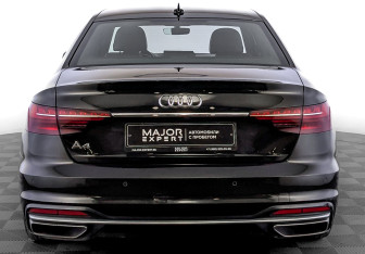 Подержанный автомобиль Audi A4 Sedan 2021 года (6 фото)