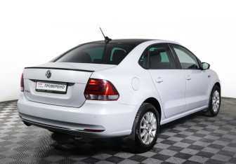 Подержанный автомобиль Volkswagen Polo Sedan 2018 года (5 фото)